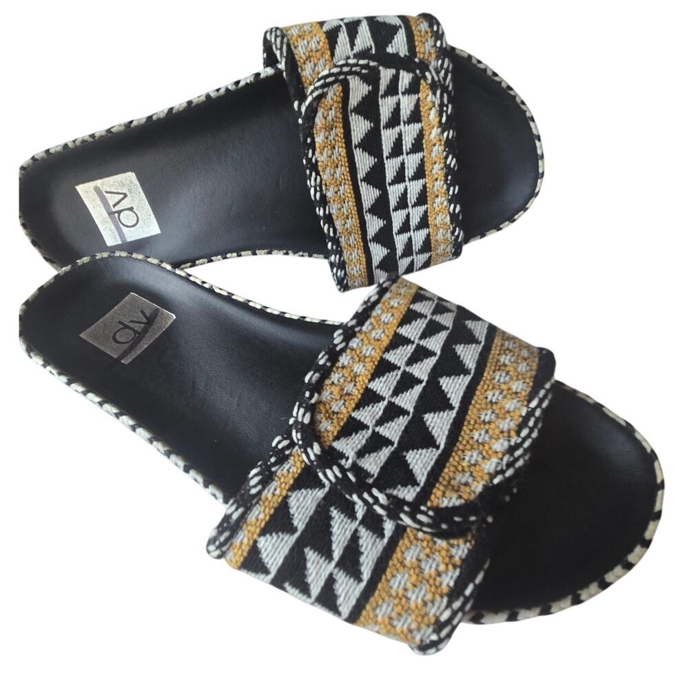 Dolce Vita Boho Woven Aztec Pattern Slip-On Sandal Black White Yellow Women's 8 - Picture 1 of 5